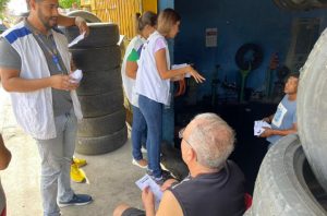 Vigilância Sanitária de Maceió realiza ação educativa de combate à dengue, zika e chikungunya