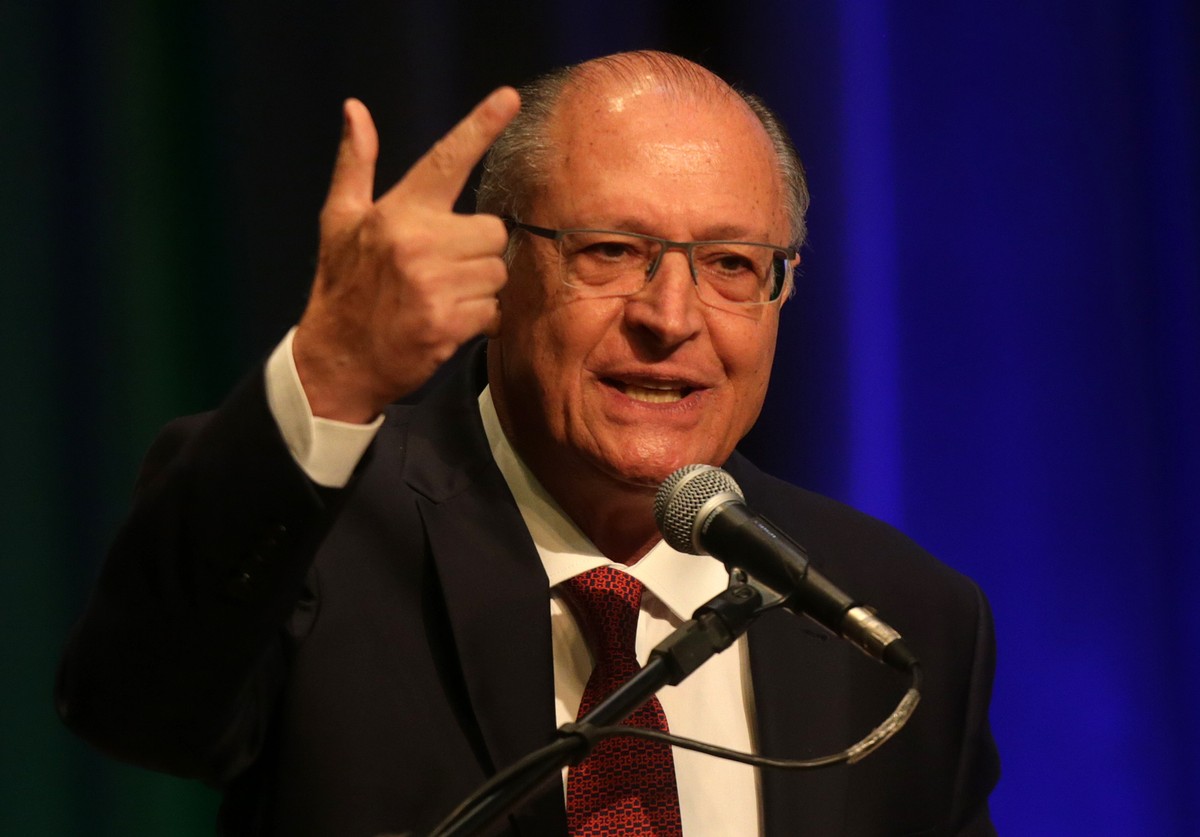 Em reunião com prefeitos, Alckmin diz que sistema tributário e 'caótico' e defende reforma