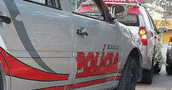 Homem morre em troca de tiros com policiais militares em Matriz de Camaragibe