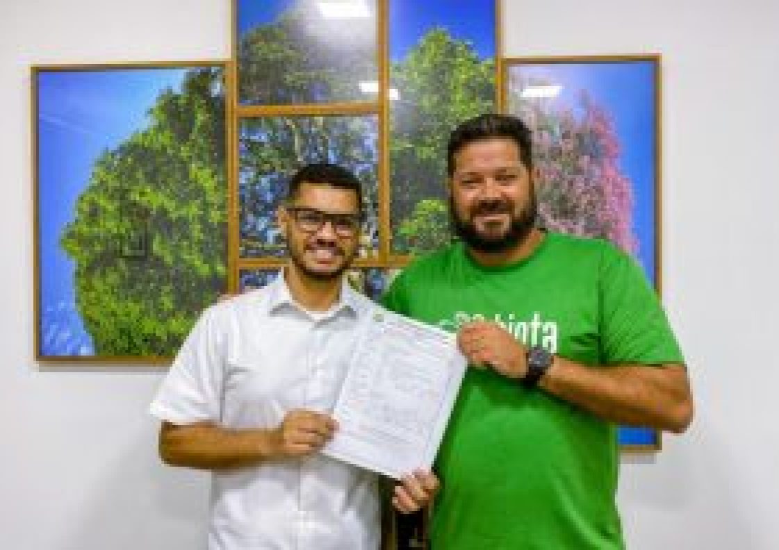 Semurb entrega alvará de projeto de reforma e ampliação para o Instituto Biota