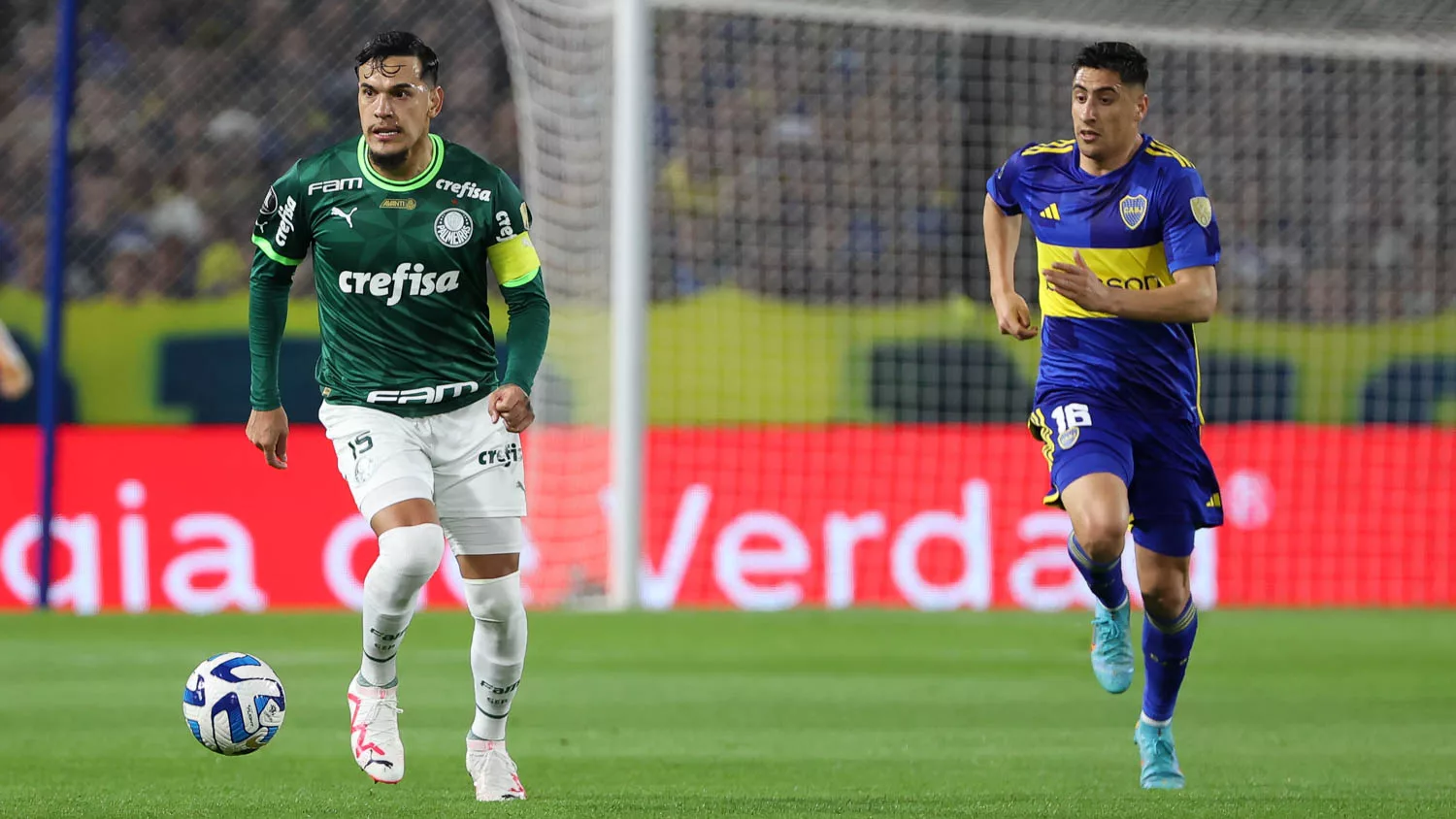 Palmeiras aguenta pressão, segura empate com o Boca na Bombonera e deixa semi totalmente indefinida