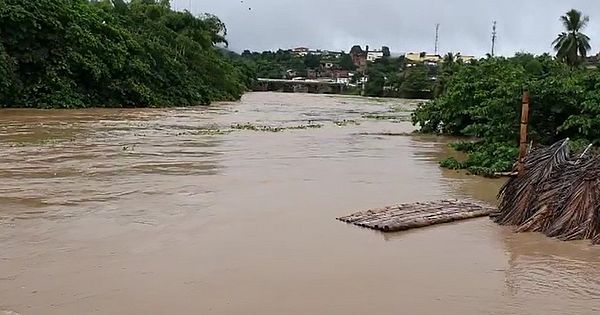 Corpo de homem é resgatado por bombeiros no Rio Mundaú, em Rio Largo