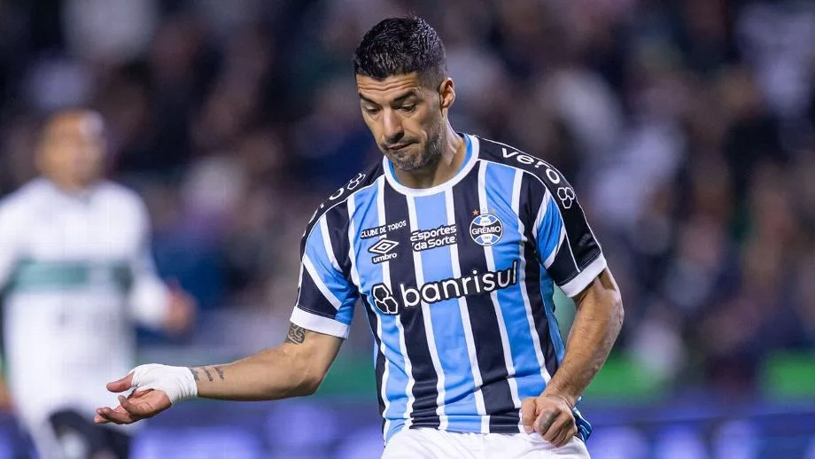 Di Maria? Aboubakar? Deyverson? Cavani? Direção do Grêmio esclarece busca por substituto de Suárez