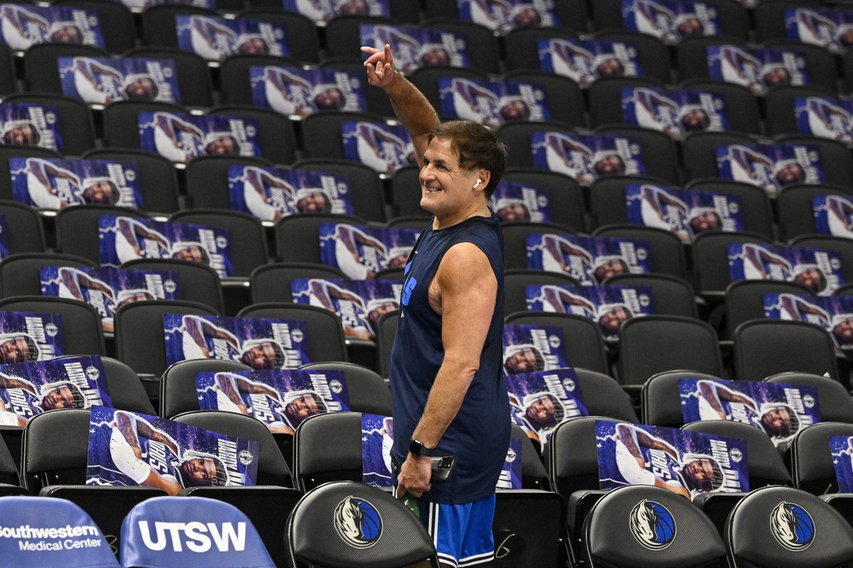 Negócio entre bilionários: venda do Dallas Mavericks, da NBA, deve aumentar em US$ 700 milhões patrimônio de Mark Cuban