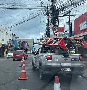 Quedas de árvores e objetos na rede elétrica provocaram falta de energia, diz Equatorial