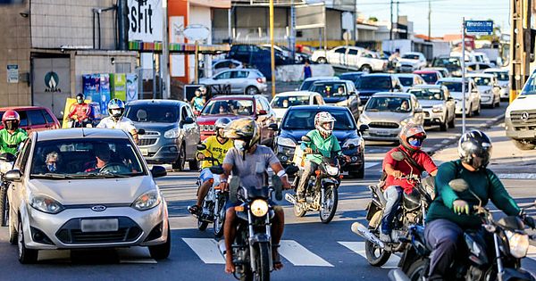 IPVA de veículos com placas de finais 1 e 2 deve ser pago até esta quinta (29)