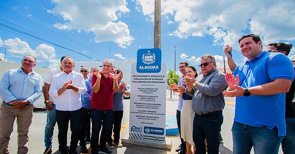 Governo entrega obras de pavimentação e barragens ao município de Pariconha, no Sertão