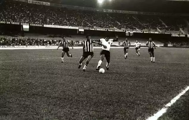 O que aconteceu na única final entre Atlético-MG e Botafogo