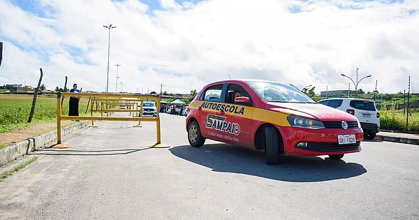 Detran abre 1.800 vagas extras para candidatos retardatários à 1ª Carteira de Habilitação